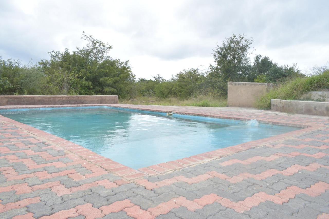 Copacopa Lodge And Conference Centre Punda Maria Bagian luar foto