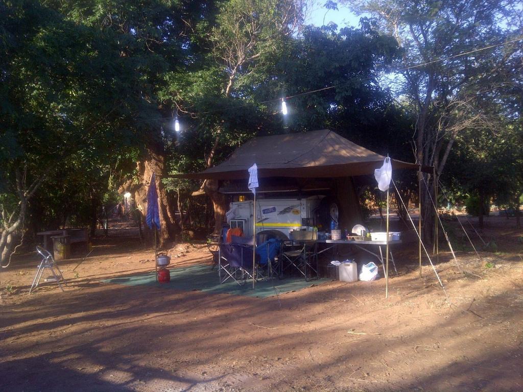 Copacopa Lodge And Conference Centre Punda Maria Bagian luar foto