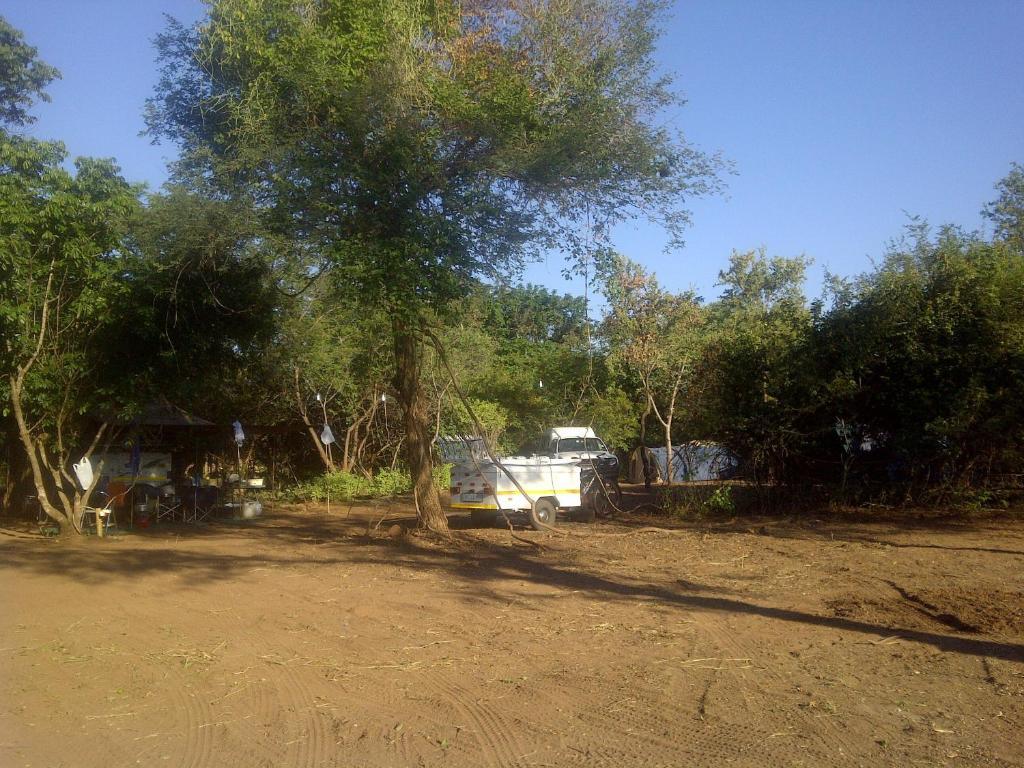 Copacopa Lodge And Conference Centre Punda Maria Bagian luar foto